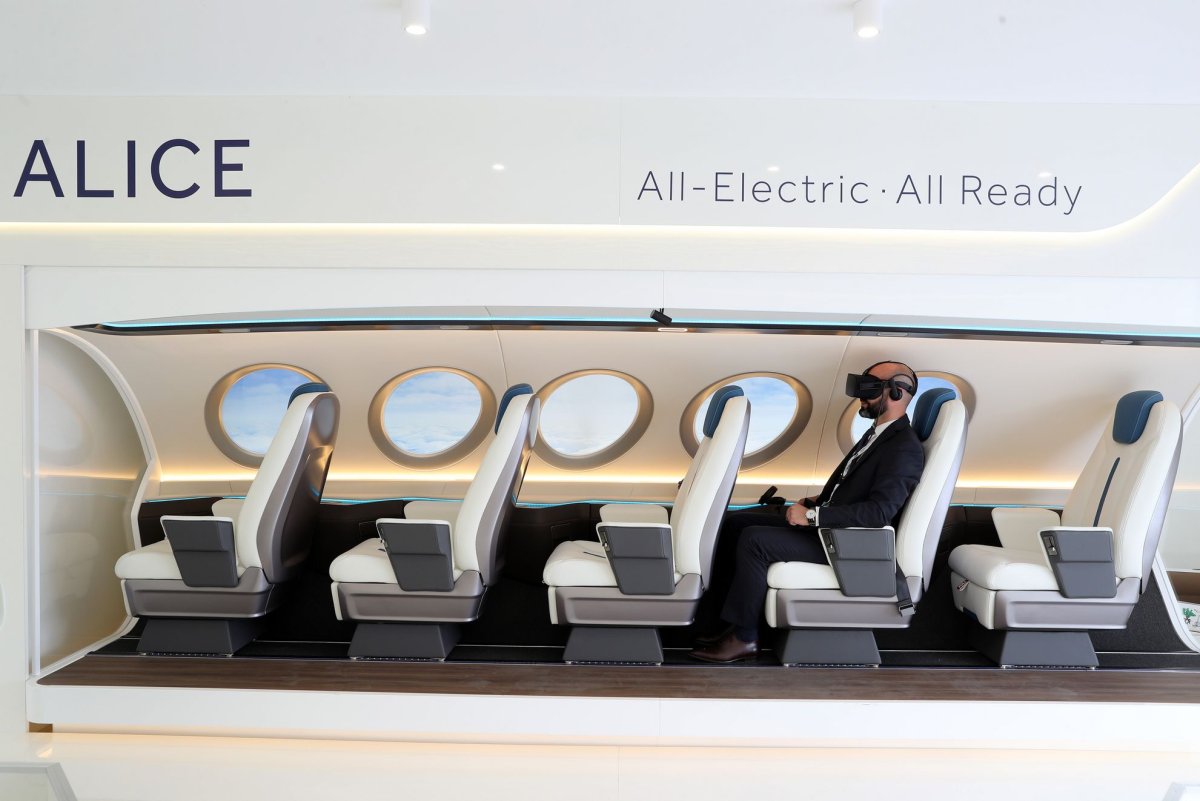 Eviation Alice - Electric Commuter Aircraft