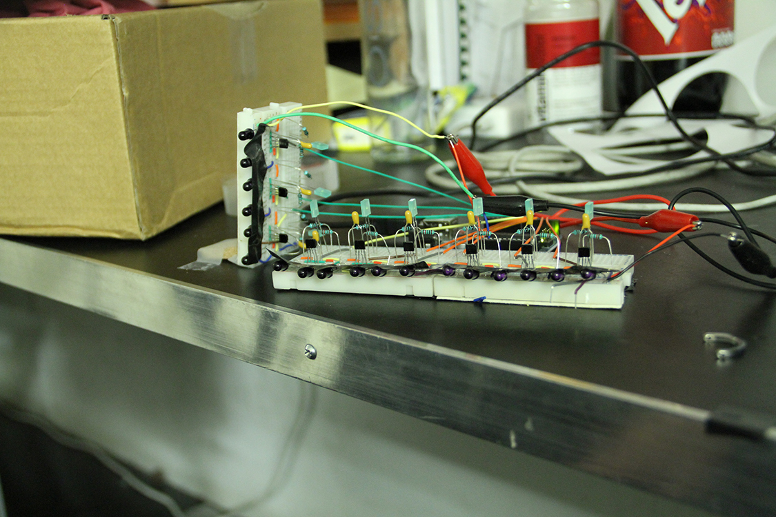 Breadboard testing rig for infrared frequency-modulated sensors